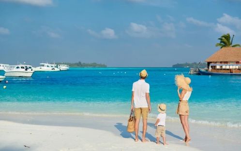 我国出境游逐步恢复，预计五一或暑期迎高峰